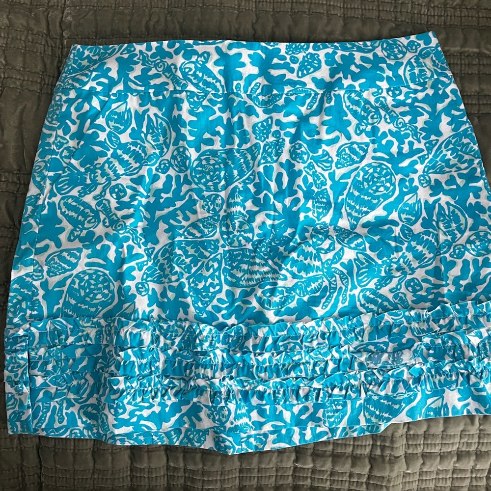 Lilly Pulitzer blue and white mini skirt